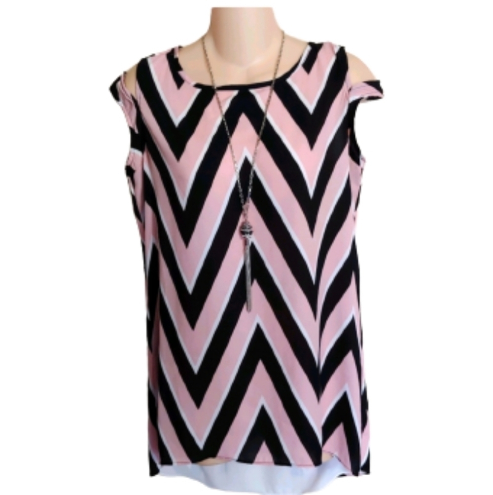 HeartSoul Pink Black Chevron Cold Shoulder Blouse Top w/Necklace Size Women's S